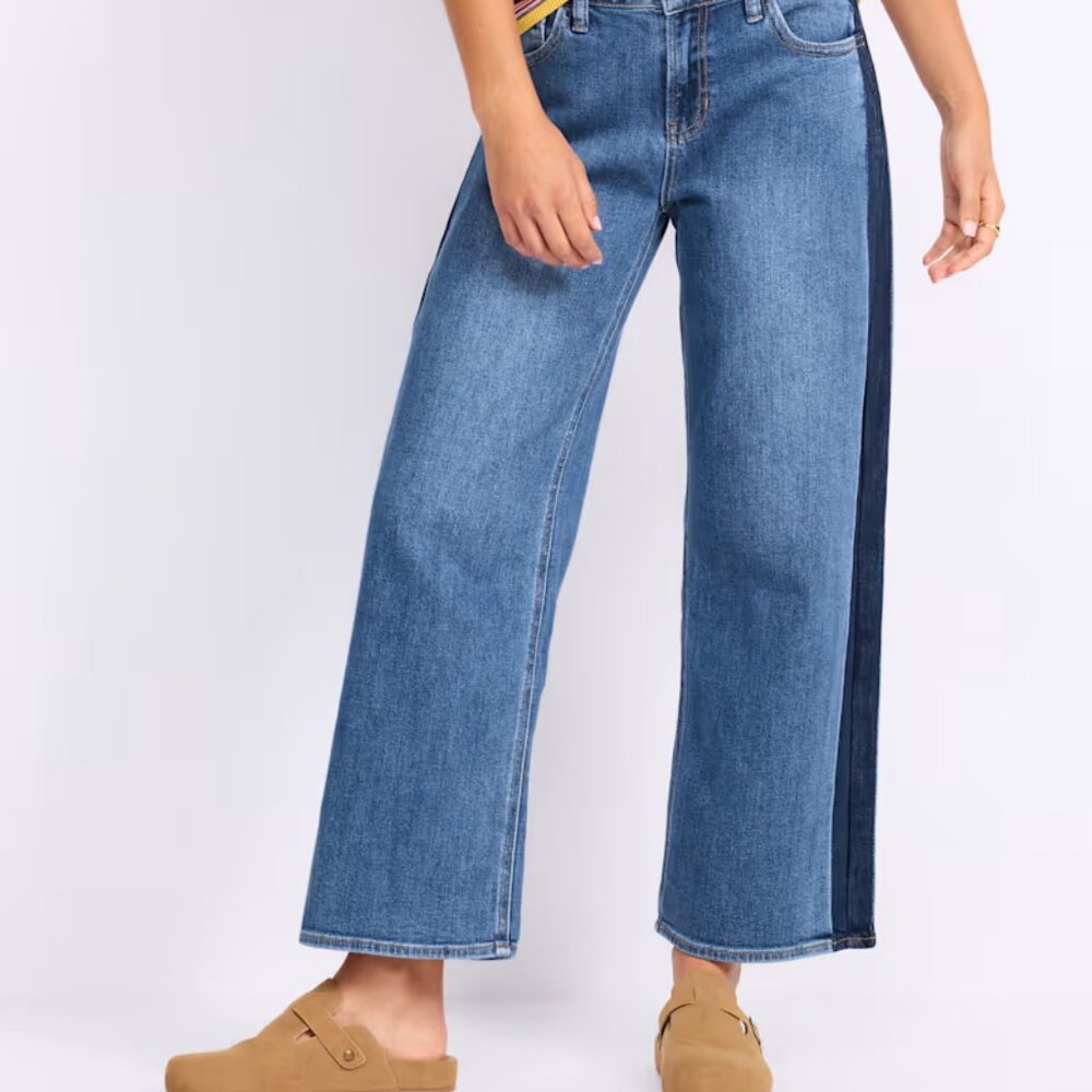 NEW! TWO TONE DENIM STRAIGHT LEG ANKLE JEANS By OAT